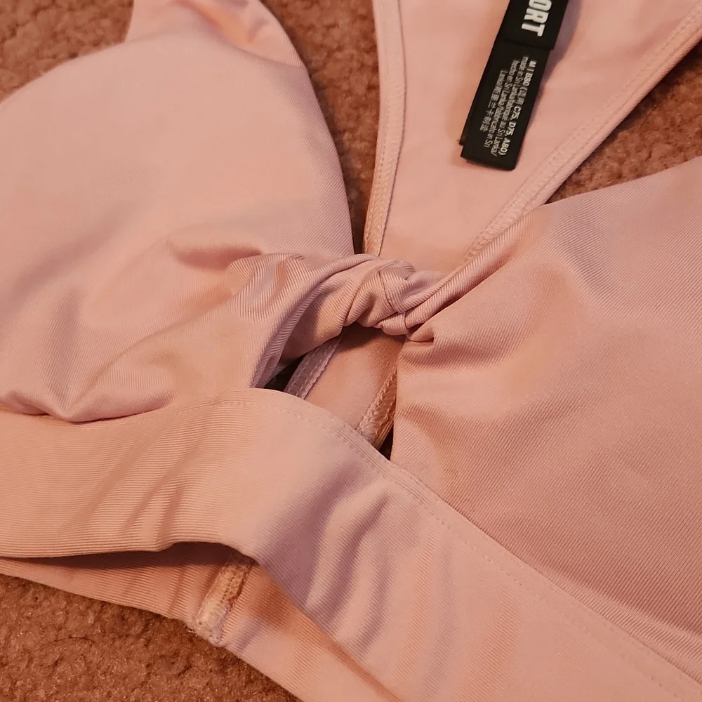 NWT Gym to Swim Sport Bra - Picture 4 of 7